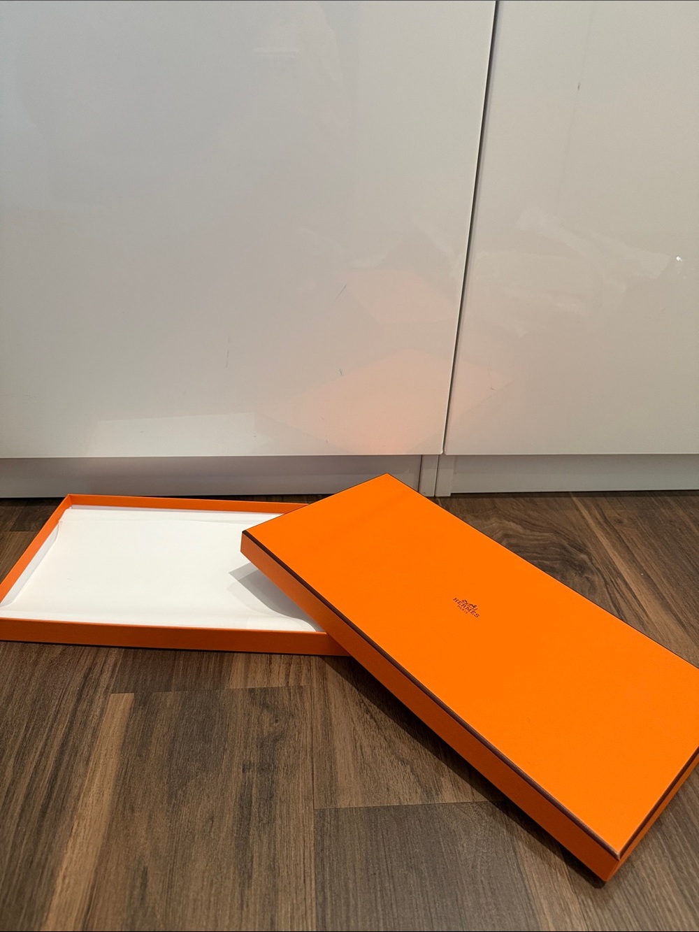 Hermes Box - Picture 2 of 3